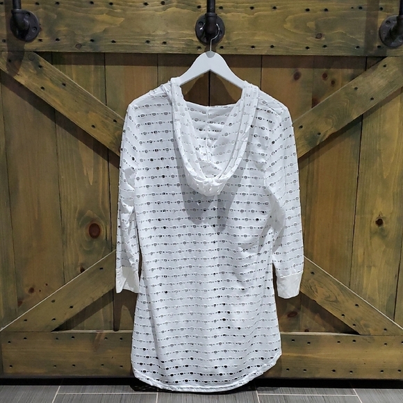 Saint Tropez West White Hooded Tunic with Pockets - Picture 3 of 5